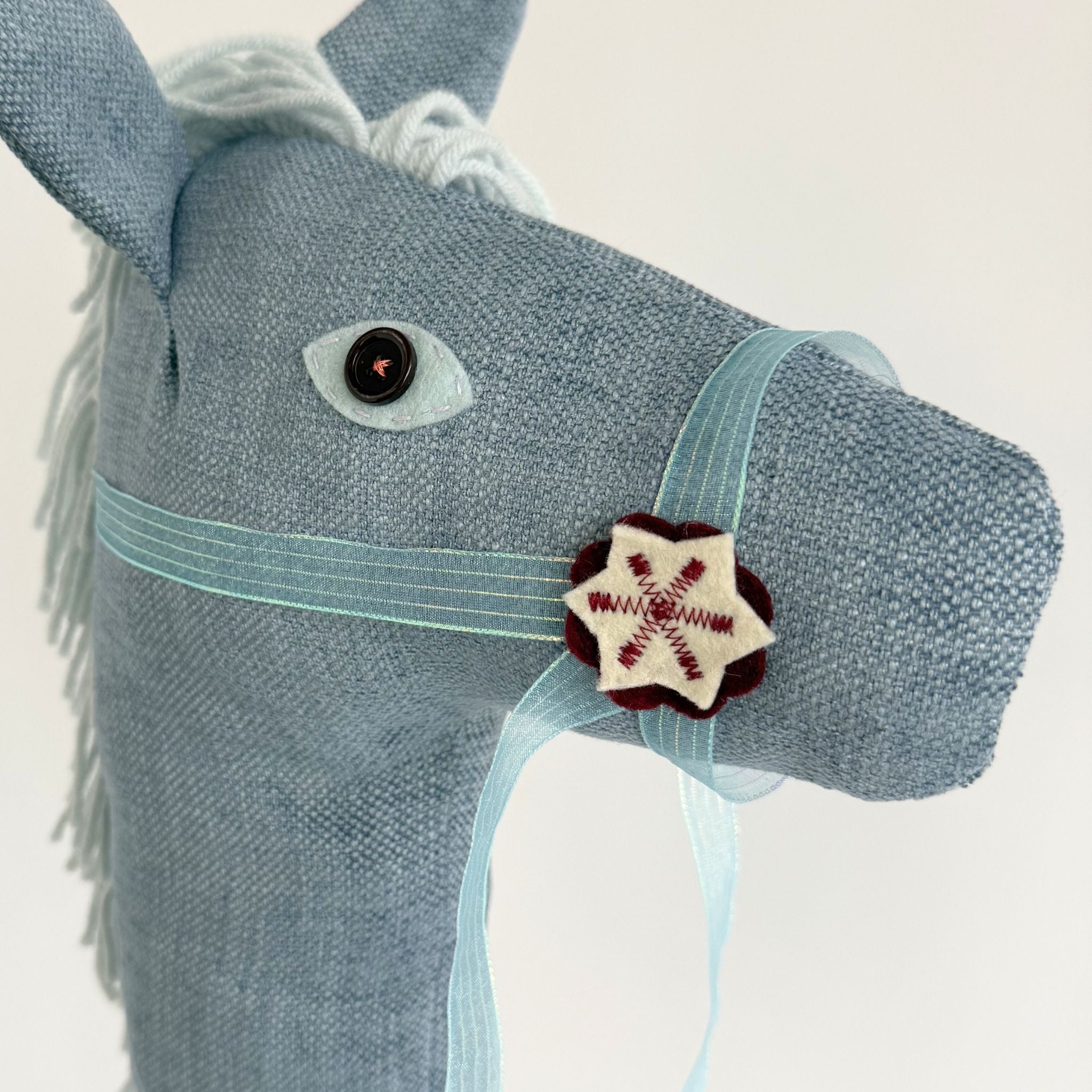 Freezy Blue - Hobby Horse