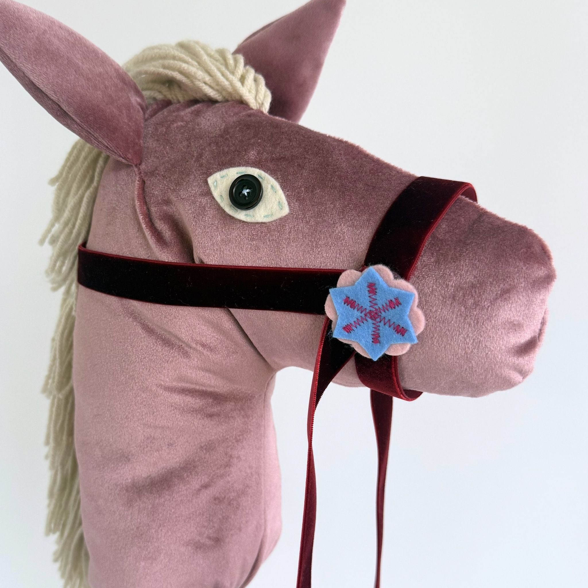 Slushy - Hobby Horse