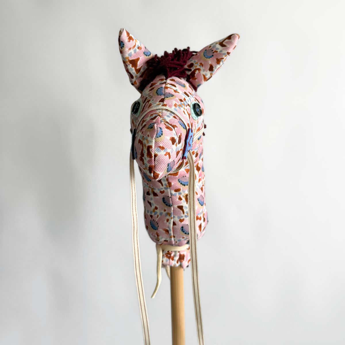 Peaseblossom - Hobby Horse
