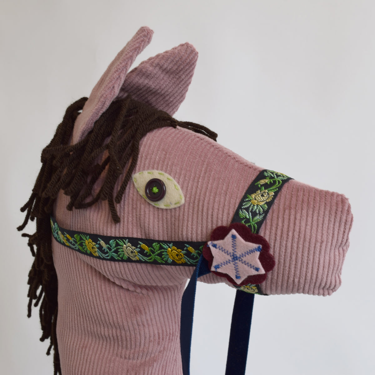 Snapdragon - Hobby Horse