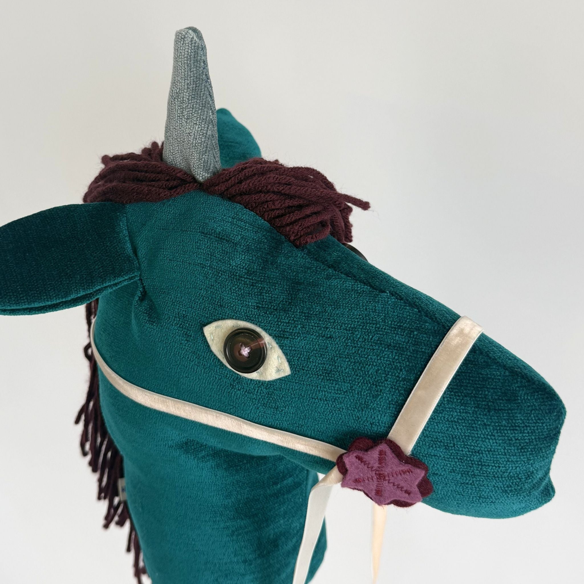 Emerald Jewel - Unicorn Hobby Horse