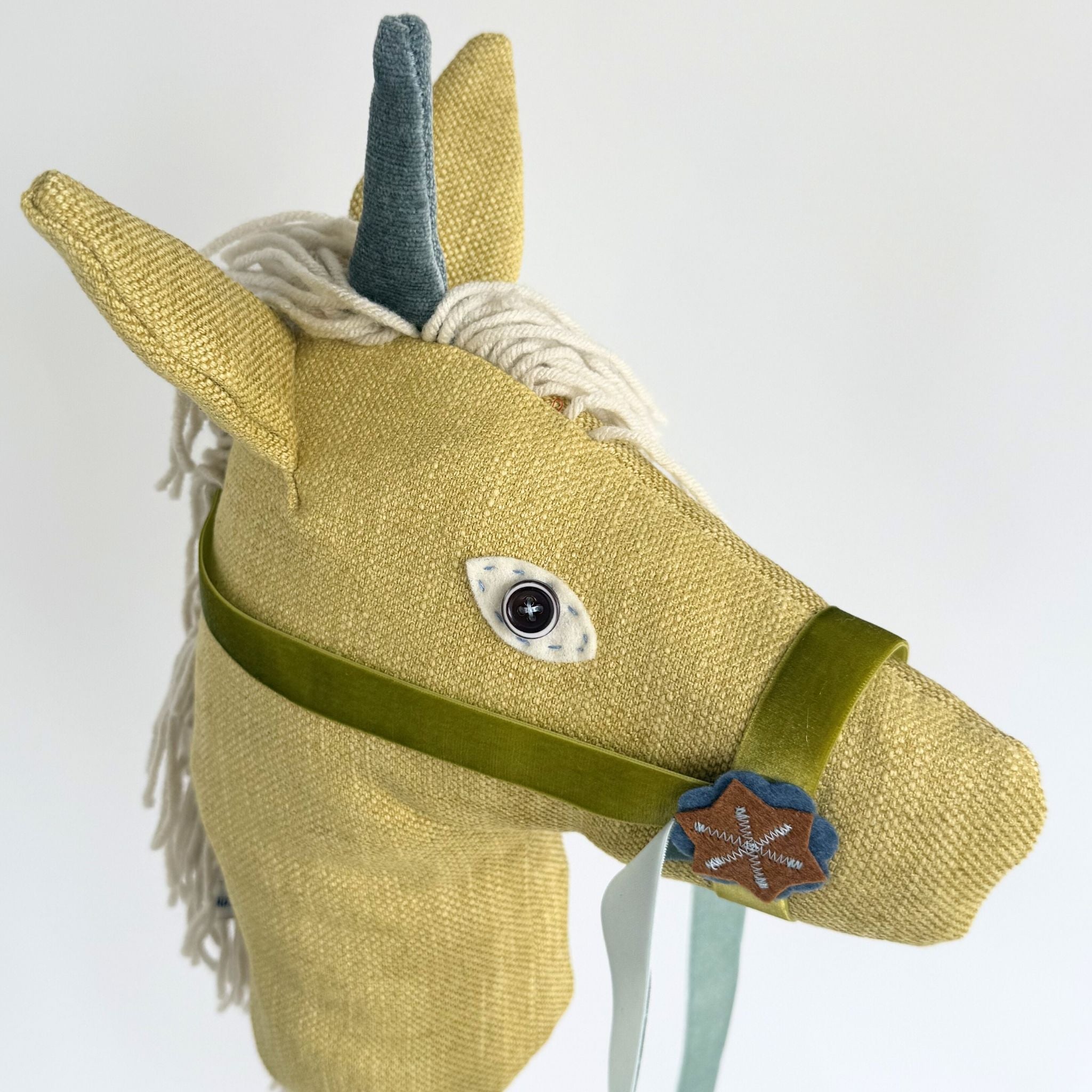 Golden Beauty - Unicorn Hobby Horse