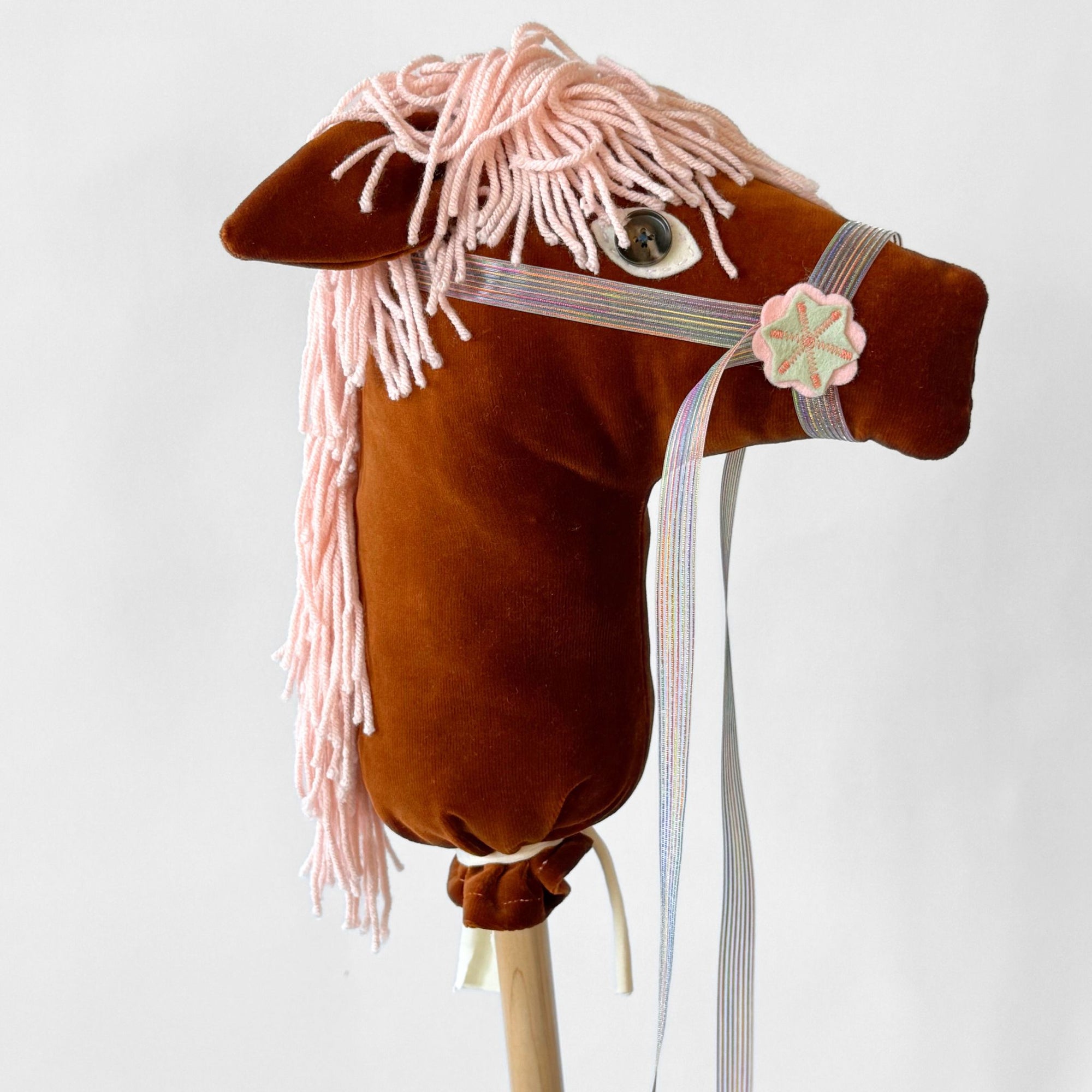 Strawberry Brownie - Hobby Horse