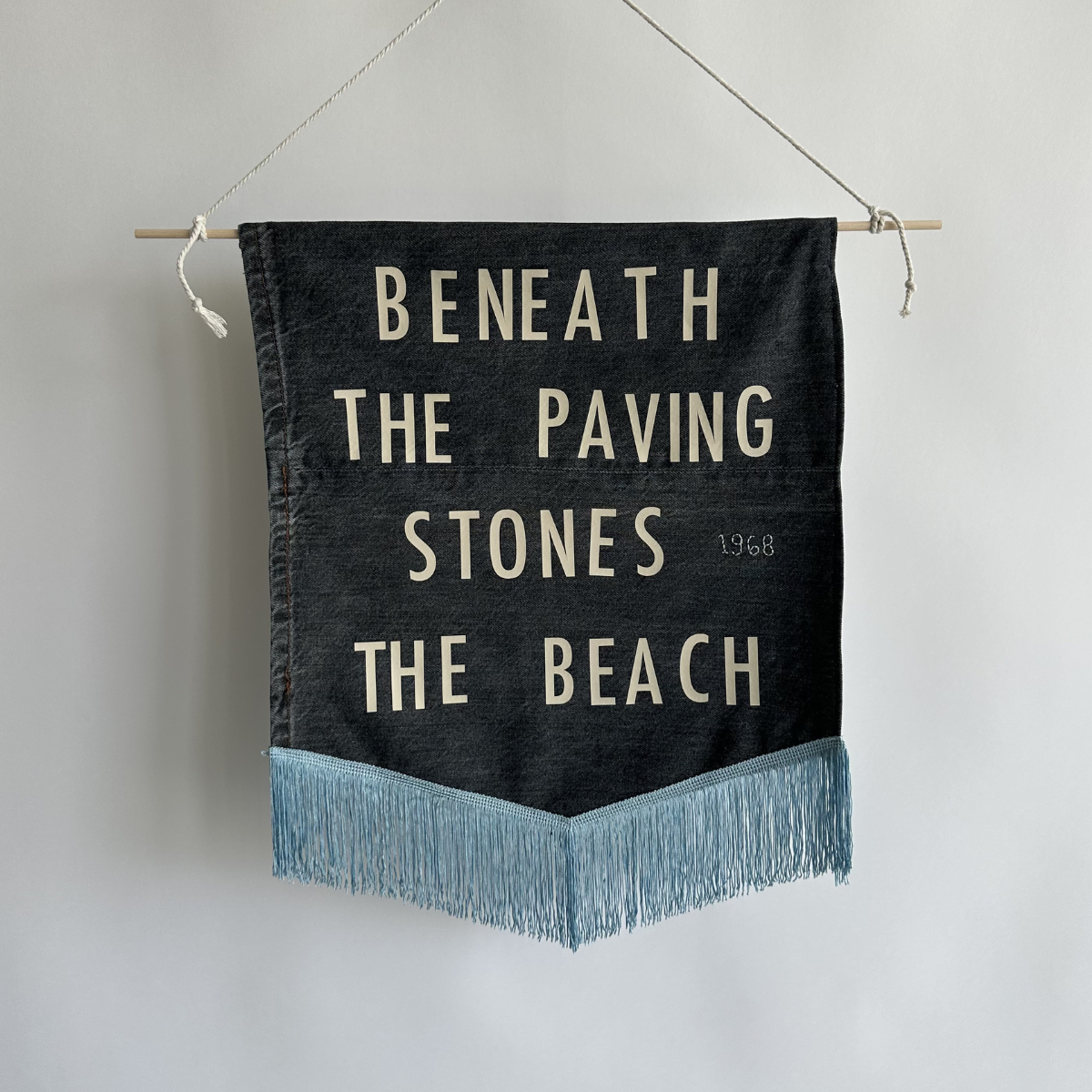 Mini: Beneath the Paving Stones, the Beach