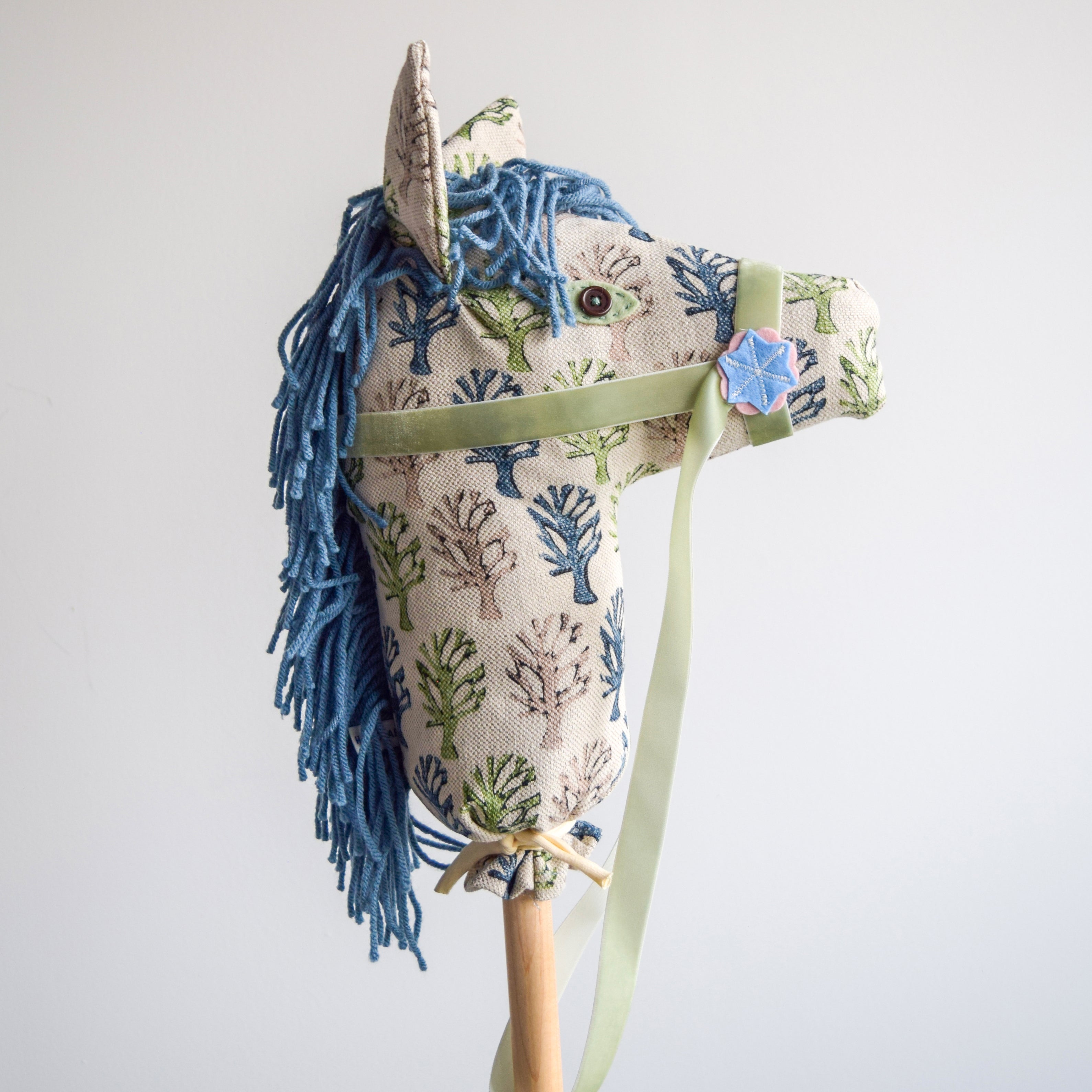 Cobweb - Hobby Horse