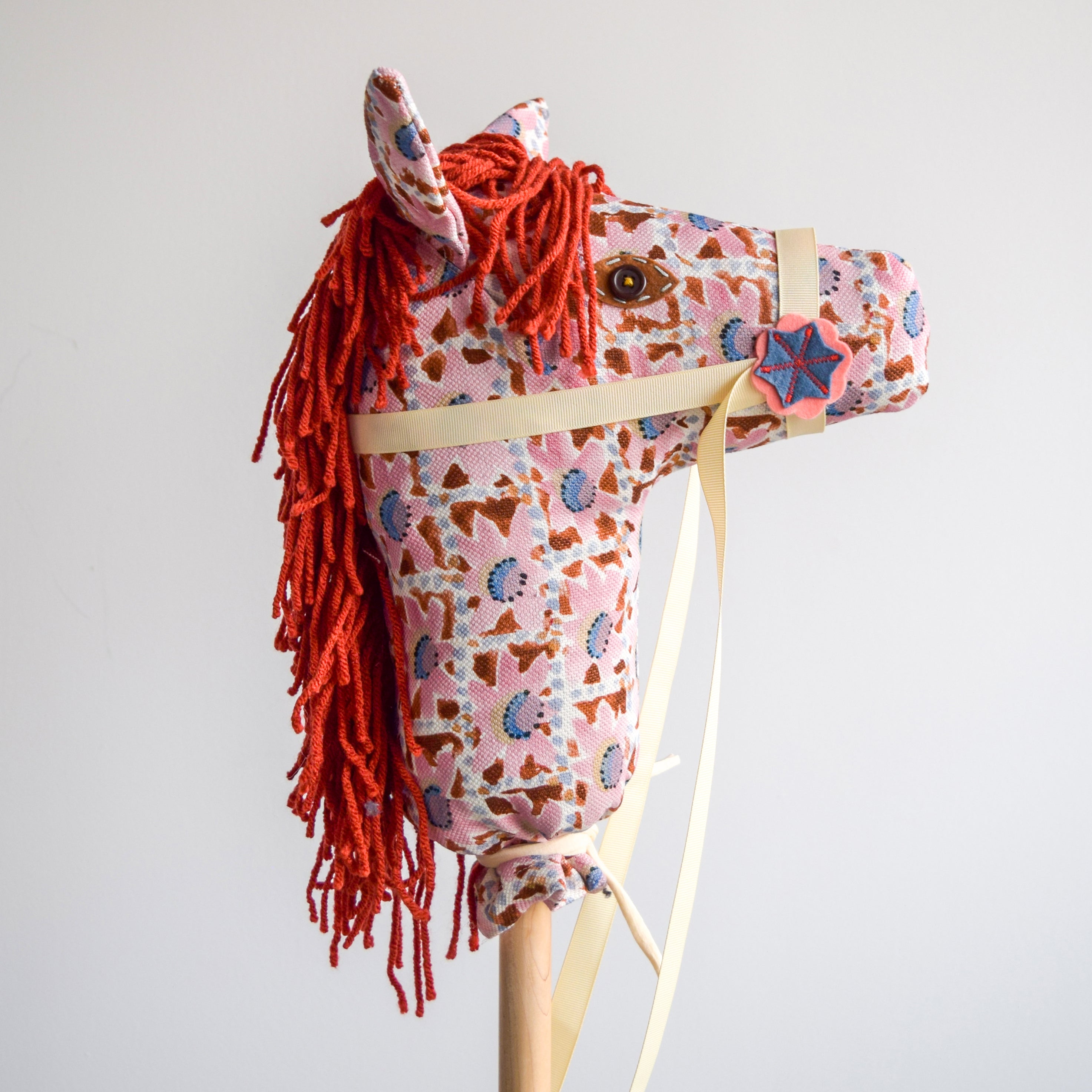 Robin Goodfellow - Hobby Horse