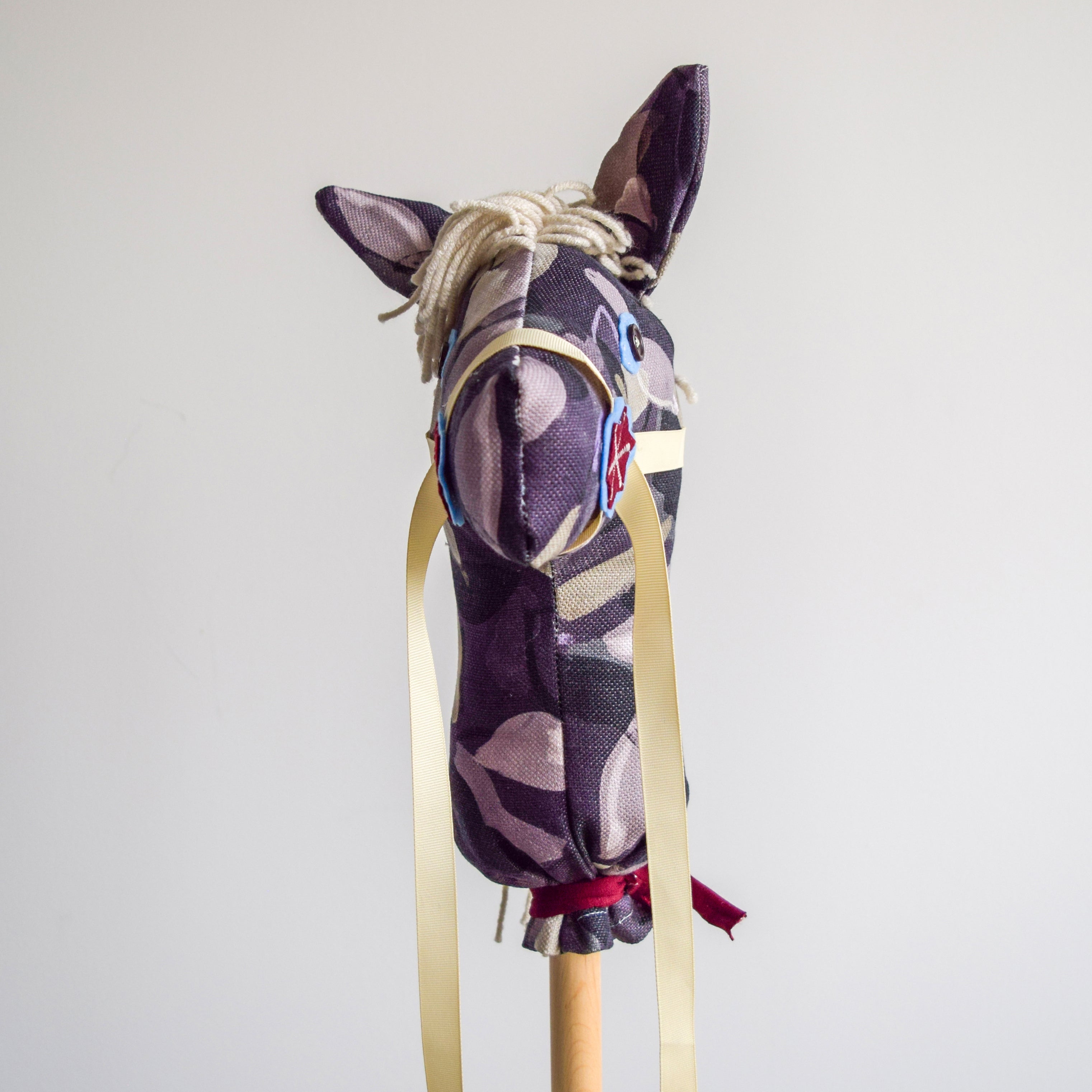 Oberon - Hobby Horse